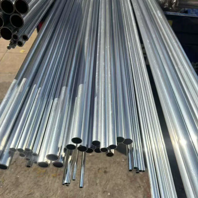 polished-aluminum-round-tube-6061-T6-anodized-extrusion.webp